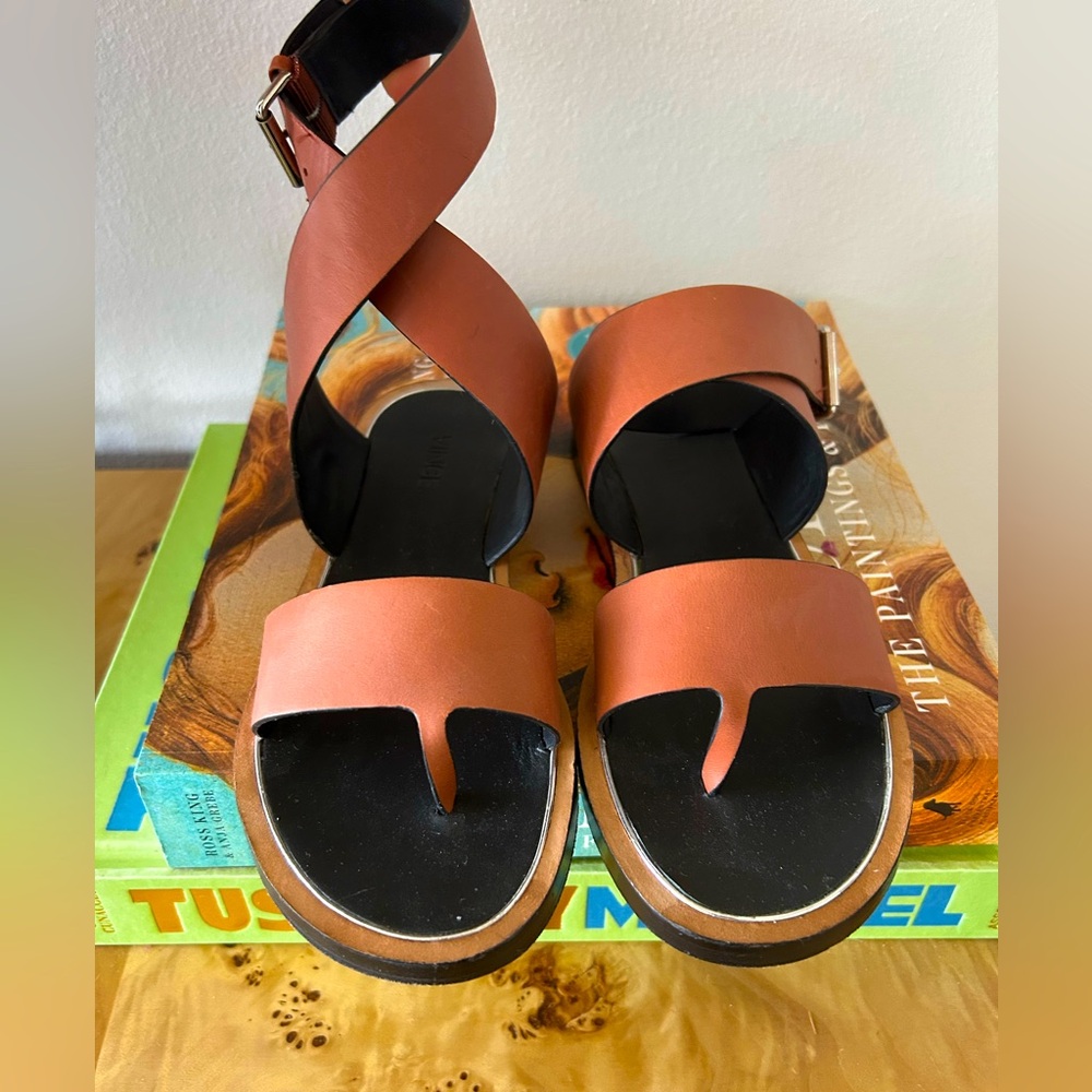 Vince Mailin Brown Flat Ankle Strap Sandals - 7.5 / 38